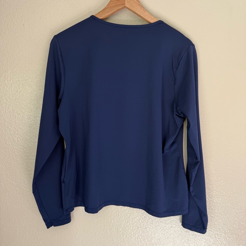 ❇️Lands' End Long Sleeve Navy Swim Top with Vibrant Leaf Design 2 for $22❇️ - Picture 3 of 4